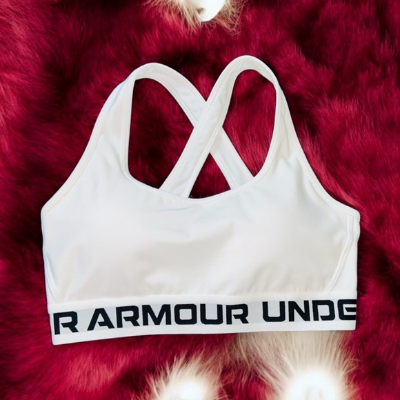 Under Armour Sport Bra size M - Picture 1 of 3